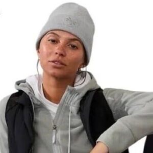 NWT Athleta Head Start Beanie Gray O/S